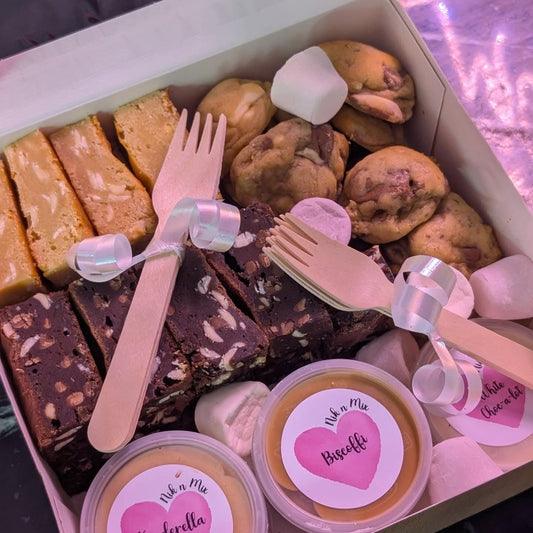 Summer Holiday Bribery Dunking Box - Thursday Collection