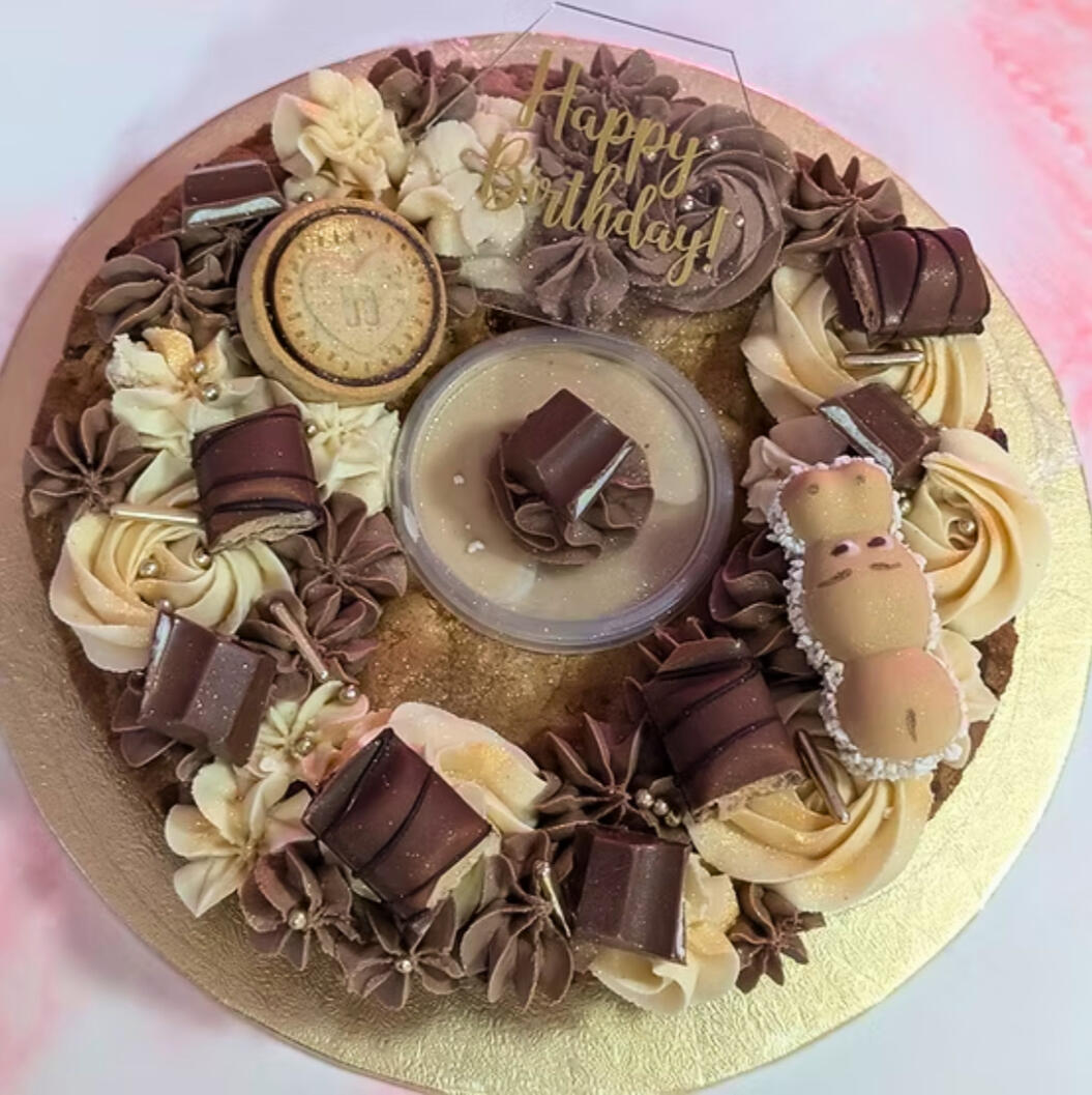 Giant Dipping Cookie