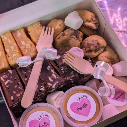 Summer Holiday Bribery Dunking Box - Thursday Collection