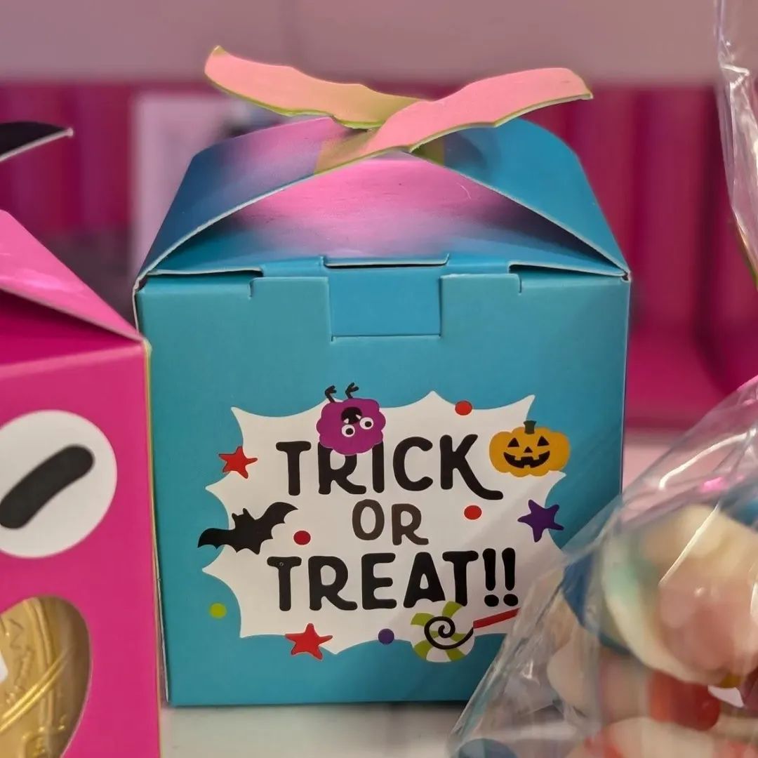 Spooky Sweet Mix Trick or Treat Gift Box 150g (Pre-order)